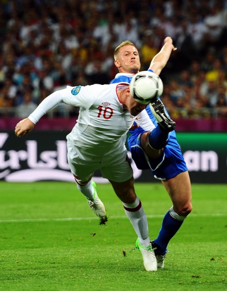 Los ingleses amenazaban con su poder ofensivo.