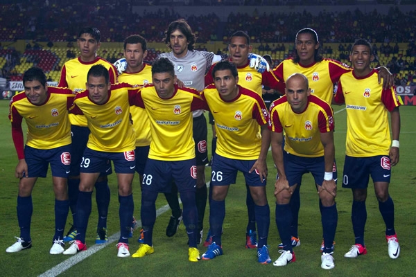 Los locales en busca de un triunfo.