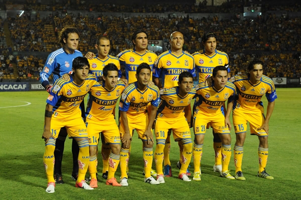Los once felinos que arrancan su participación en el torneo.