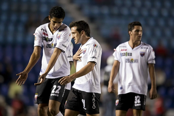 Los Potros analizan su falla en el gol.