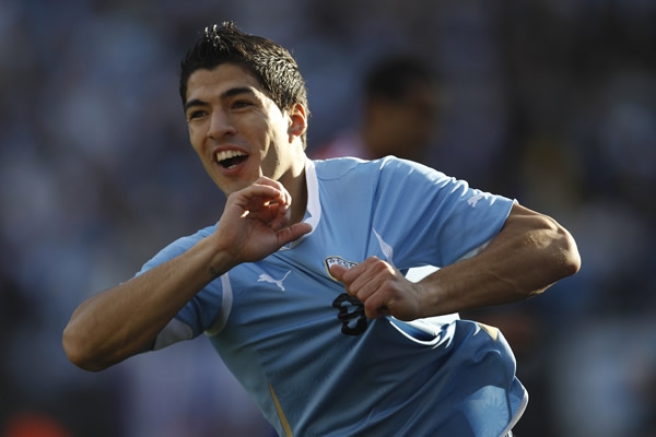 Luis Suárez abrió el marcador.