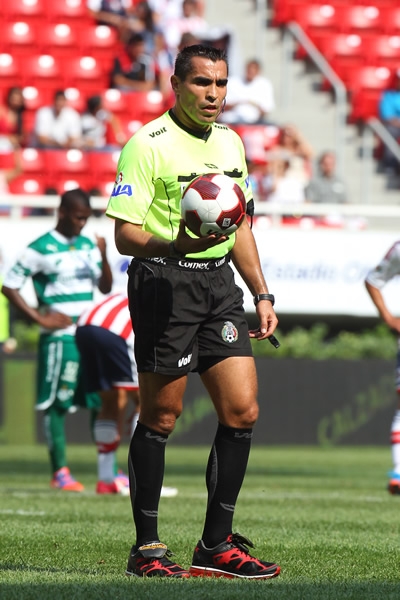 Marco Antonio Rodríguez fue el árbitro del encuentro.