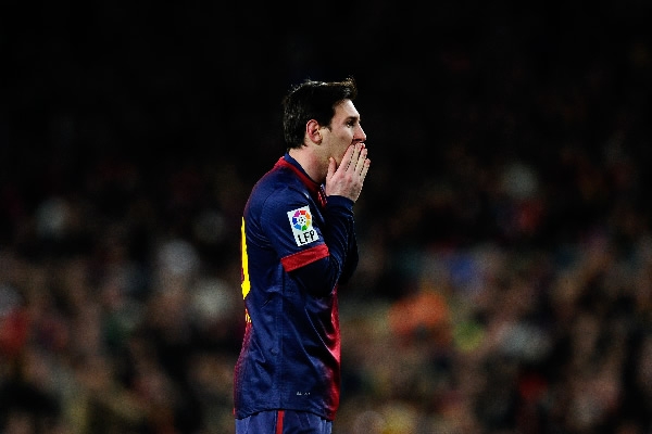 MESSI.