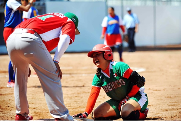 México y Venezuela se enfrentaron en softball.