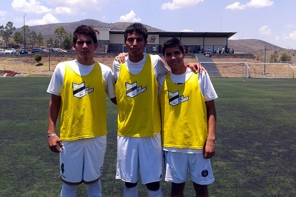 Miguel Barraza, Carlos Badillo y Erick Flores, los representantes de Morelia.