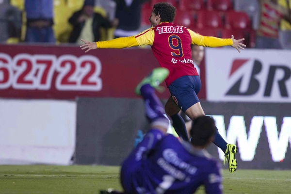 Miguel Sabah, tras un error de Baloy, abrió el marcador.