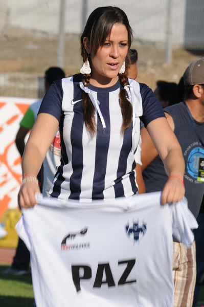 Monterrey-Gallos.