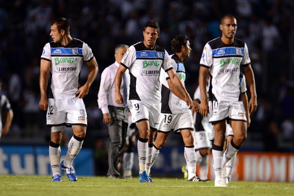 Monterrey-Gallos.