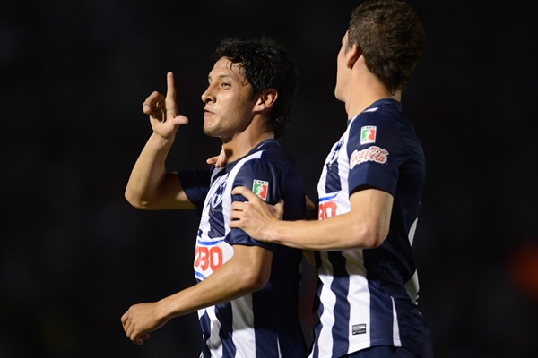 Monterrey-Gallos.
