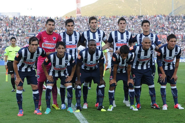 Monterrey-Gallos.