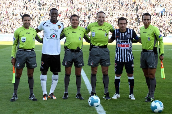 Monterrey 2-1 Jaguares... Dos de Ayoví