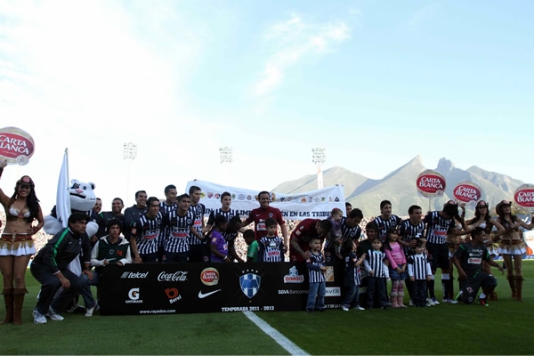 Monterrey 2-1 Jaguares... Dos de Ayoví