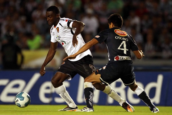Monterrey 2-1 Jaguares... Dos de Ayoví