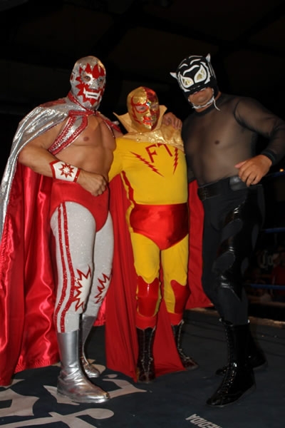 Mucha nostalgia en la IWRG.