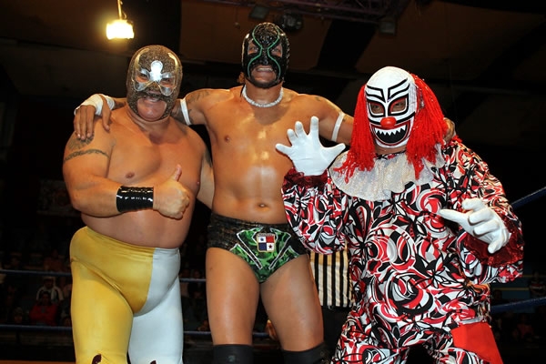 Mucha nostalgia en la IWRG.