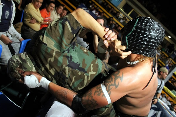 Mucha nostalgia en la IWRG.