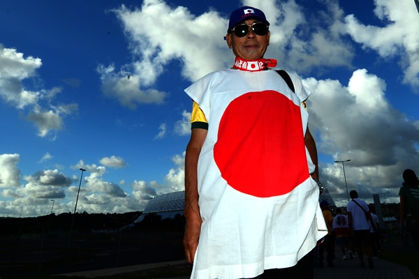 Nace a lejos una esperanza, el Tri vive y Japón le da aliento.