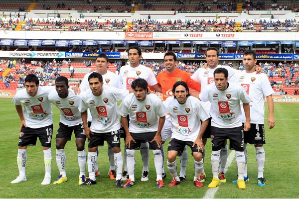 El once titular que mandó el Profe Cruz a la cancha.