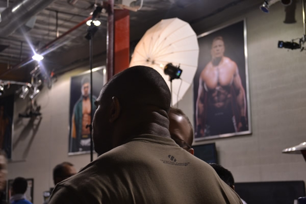 Overrem se prepará para enfrentar a Brock Lesnar