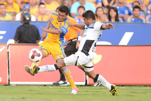 Pese a estar en casa Tigres no pudo quedarse con la victoria.