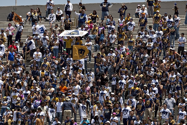 Pese a la mala temporada, la afición apoyó a los Pumas.