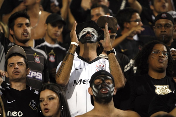 Piden que su equipo pueda conseguir el título de Libertadores.