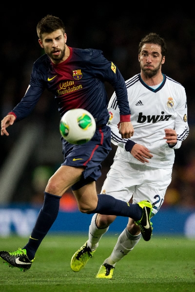 Piqué.