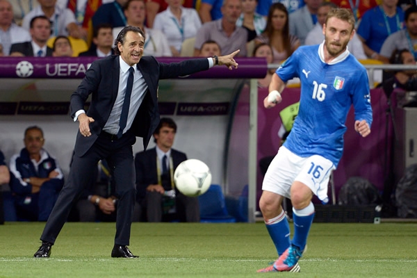 Prandelli intentaba motivar a sus jugadores.