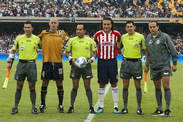 Pumas-Chivas