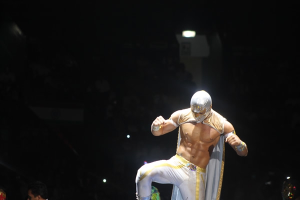 Regresó de Místico