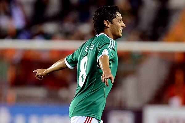 Reyna anotó un gran gol desde fuera del área.