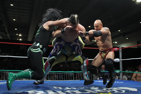 Rompen Atlantis y Guerrero en la Expo.