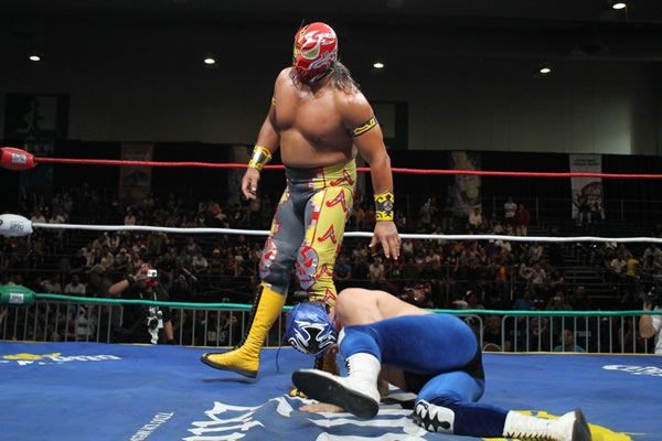 Rompen Atlantis y Guerrero en la Expo.