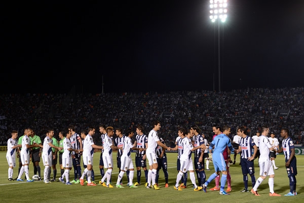 Salen ambas escuadras para hacer historia.