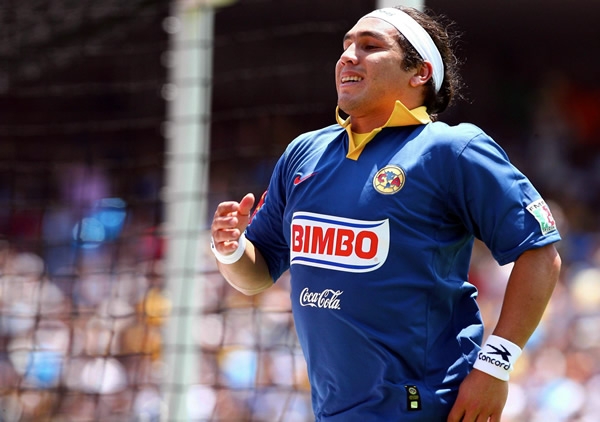 Salvador llegó al América para el Torneo Apertura 2006.