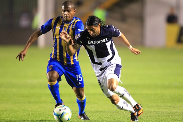 San Luis-Pumas.