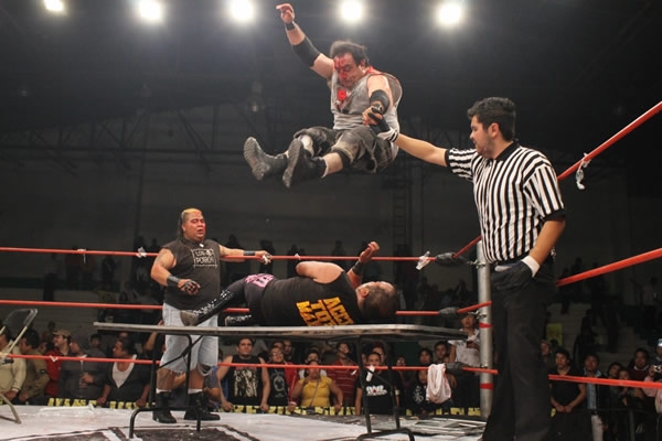 Sangre y violencia en Talli.