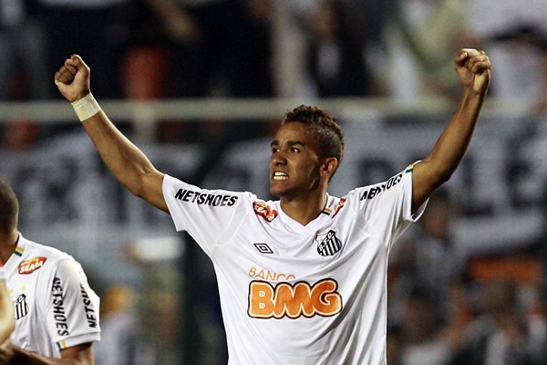 Santos-Penarol.