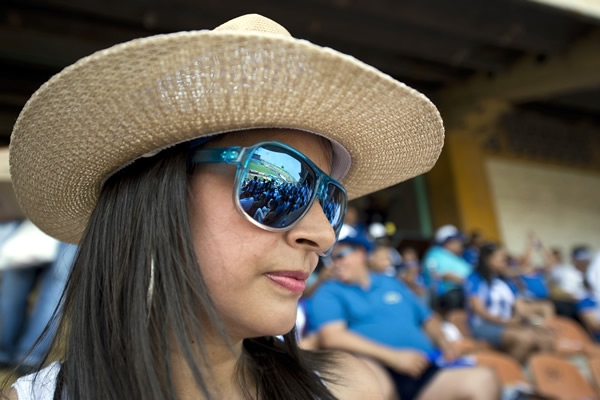 Se visualiza un partido muy parejo.