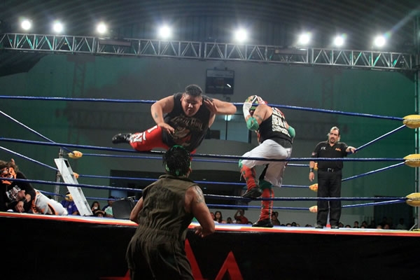 Sigue el camino rumbo a Triplemanía.