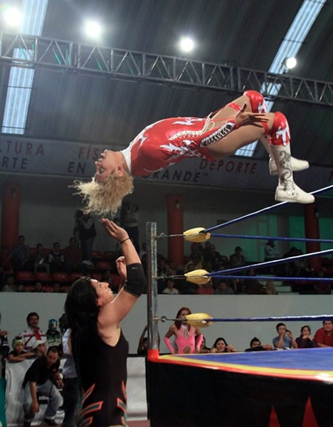 Sigue el camino rumbo a Triplemanía.