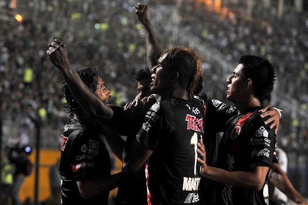 Termina la primera mitad con la ventaja en favor de los fronterizos.