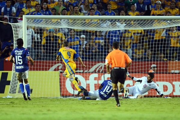 Tigres-Cruz Azul.