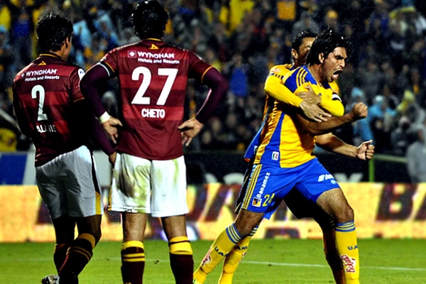 Tigres-Estudiantes