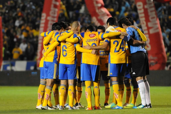 Tigres-Estudiantes