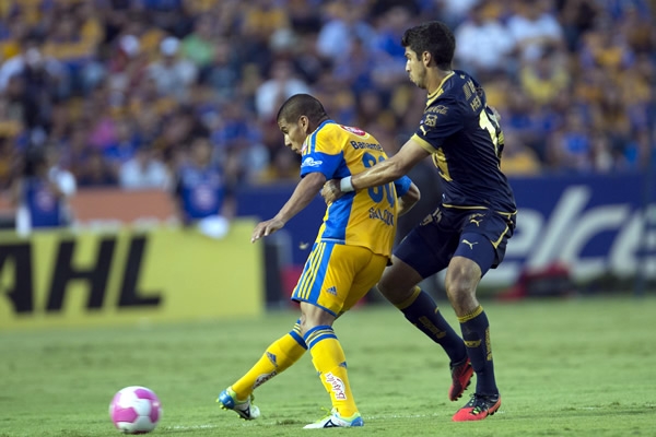 Tigres-Pumas.