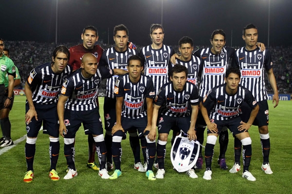Los titulares que mandó al campo Víctor Manuel Vucetich.