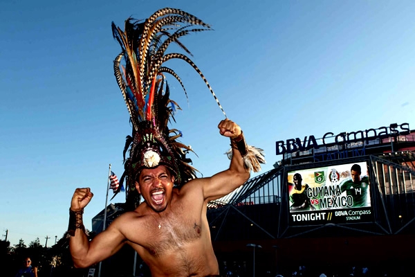 Todo listo para el Guyana-México en el BBVA Compass Stadium.