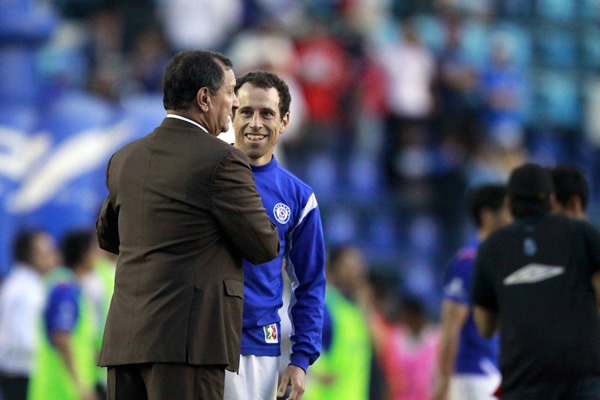 Torrado se acercó a su exentrenador.