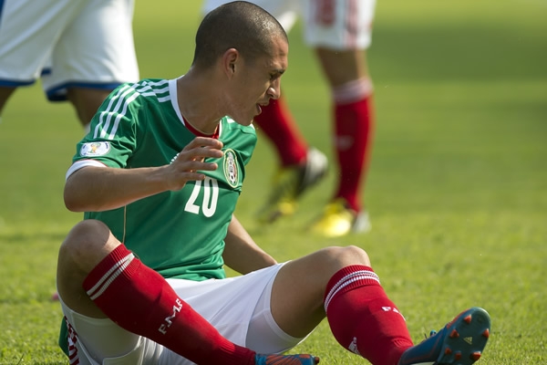 Torres Nilo insistió en muchas ocasiones en la portería rival.
